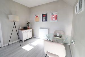 Photo 16- click for photo gallery